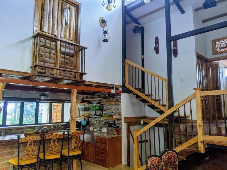 El Encanto Mountain Cabin Саленто Экстерьер фото