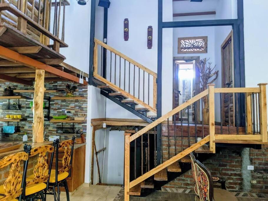El Encanto Mountain Cabin Саленто Экстерьер фото