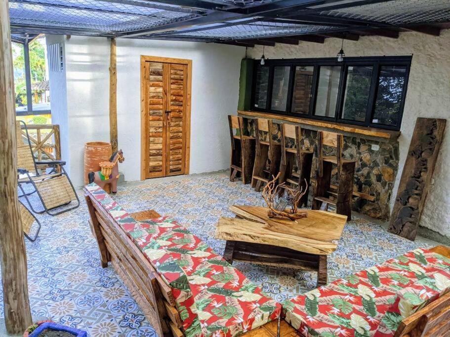 El Encanto Mountain Cabin Саленто Экстерьер фото